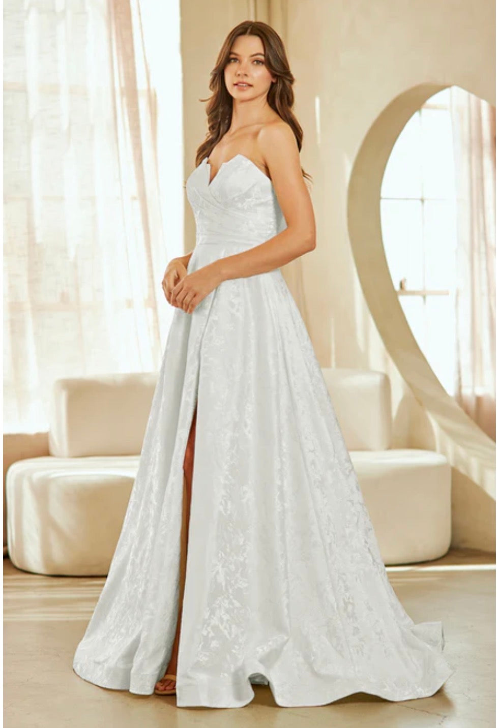 Stunning Strapless Jacquard Wedding Gown with Lace-Up Corset Back